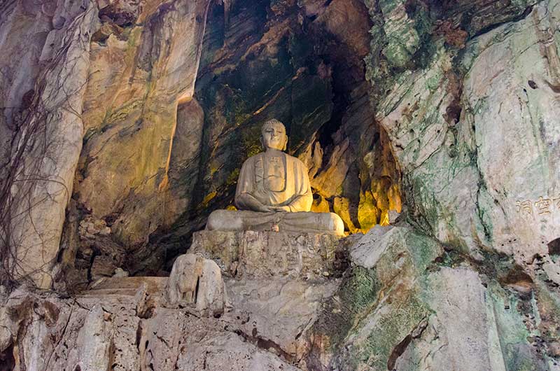 438 - Vietnam - Danang - Thuy Son - cueva Linh Nham